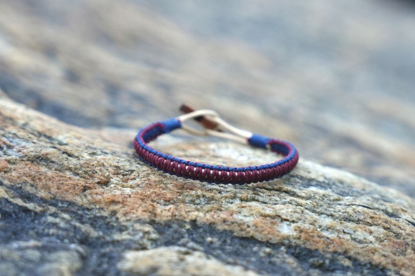 Action Taker 1 KG - Sand Beige, Sea Blue and Bordeaux - CleanSea