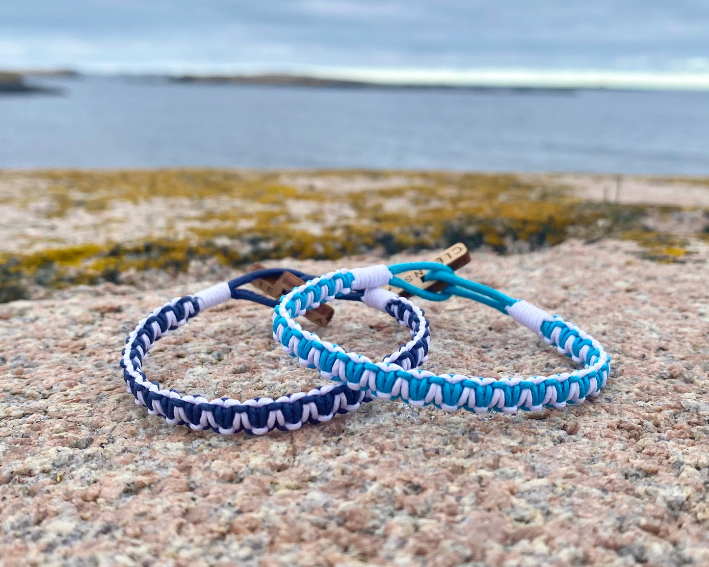 Wavy 2 KG - Aquamarine & Salt White