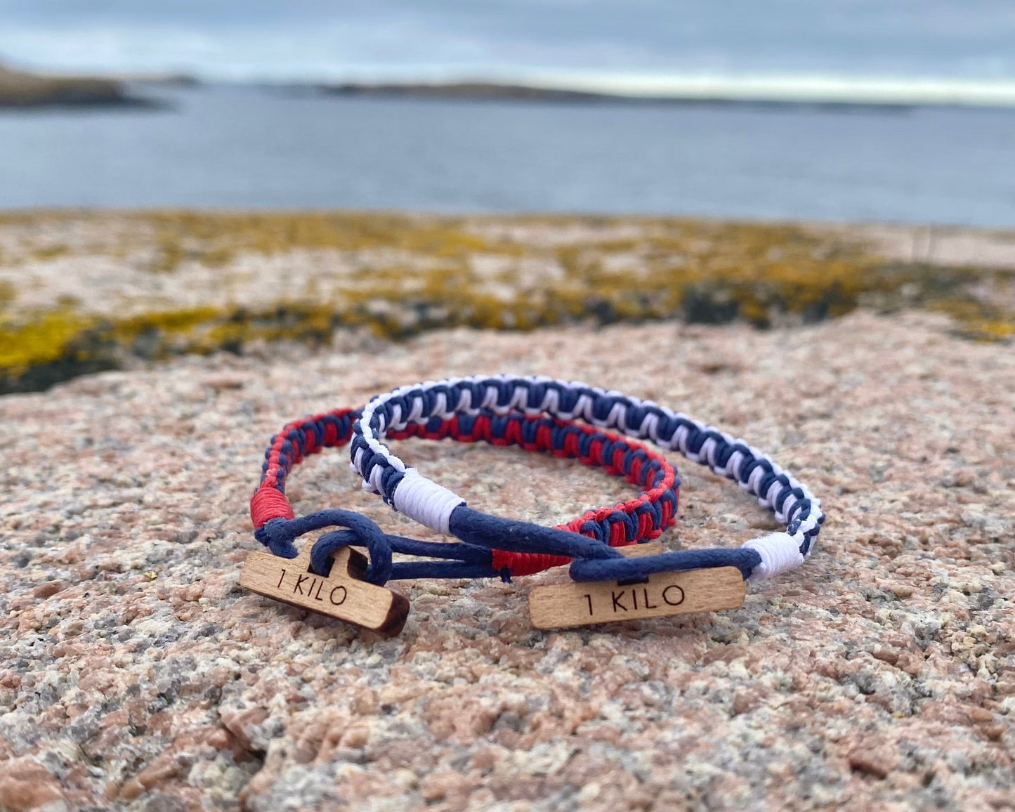 Wavy 1 KG - Sea blue & Anemone red - CleanSea