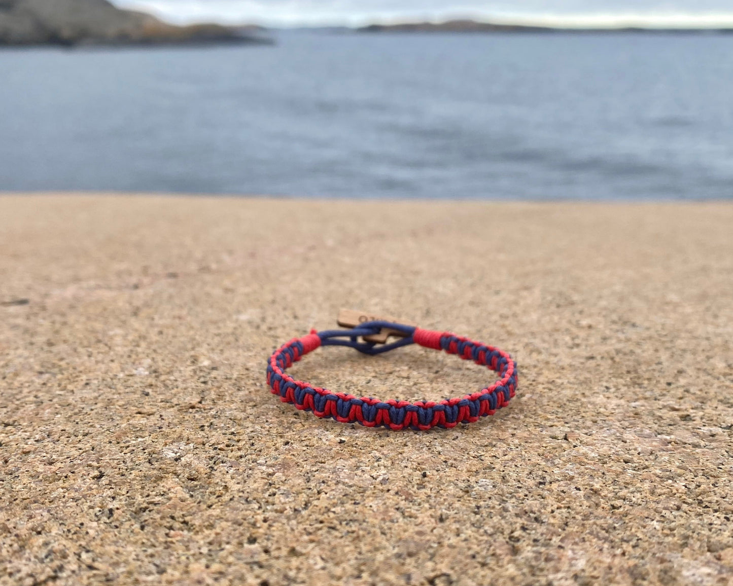 Wavy 1 KG - Sea blue & Anemone red - CleanSea