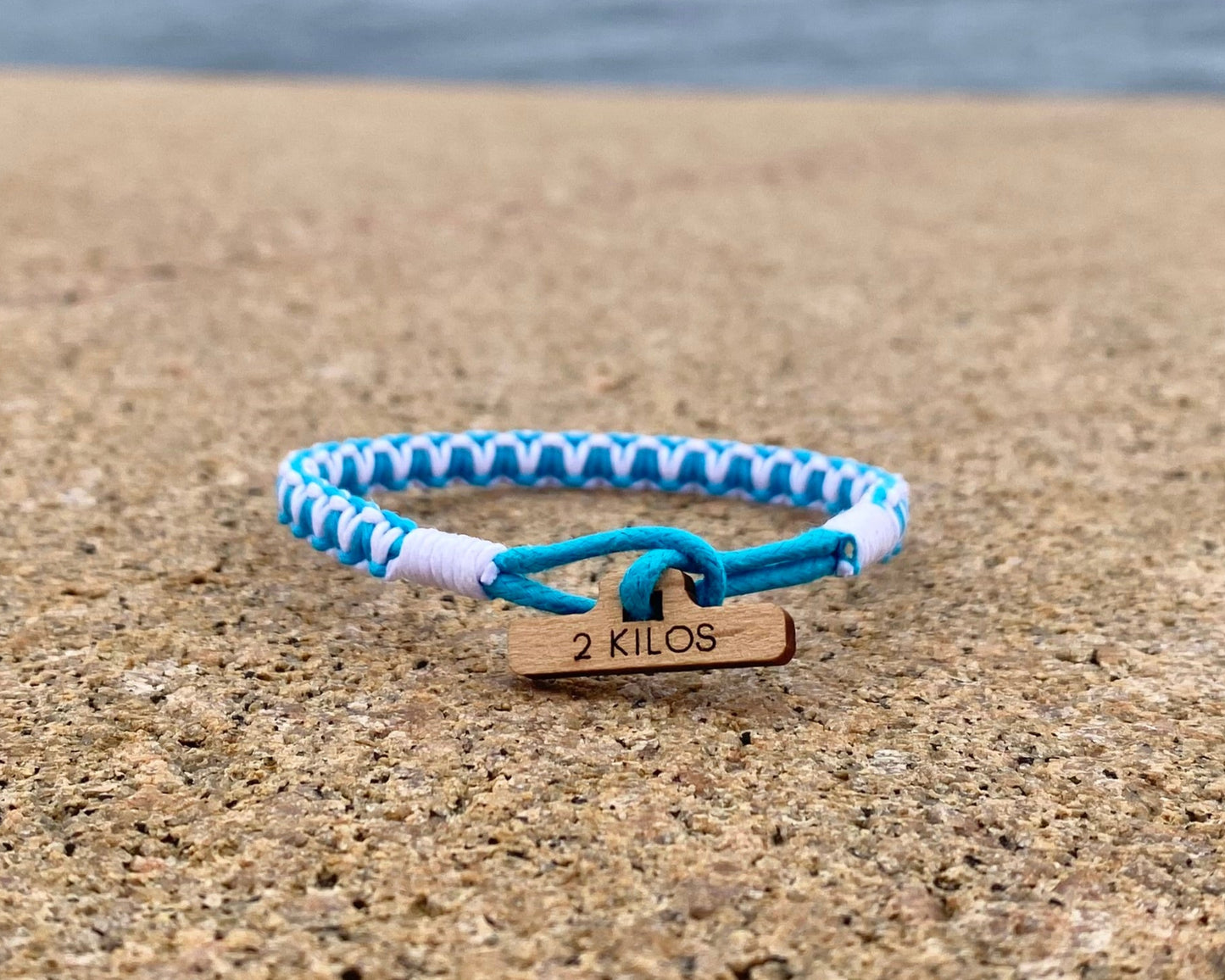 Wavy 2 KG - Aquamarine & Salt White