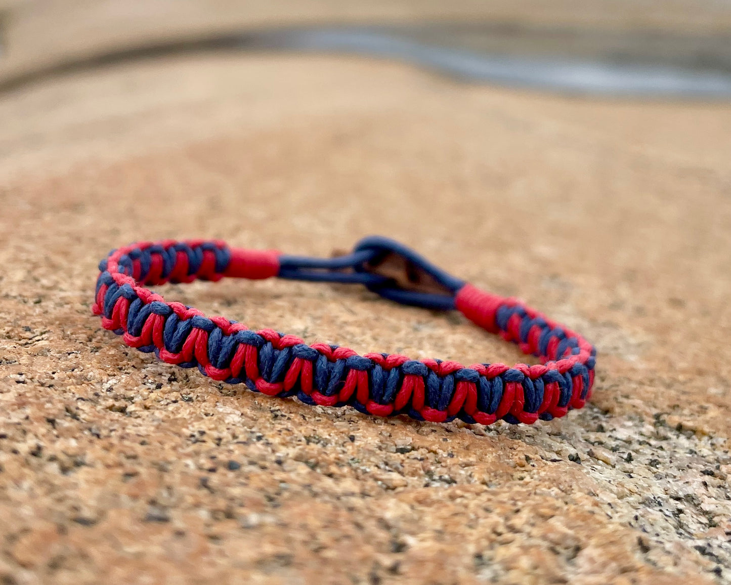 Wavy 1 KG - Sea blue & Anemone red - CleanSea