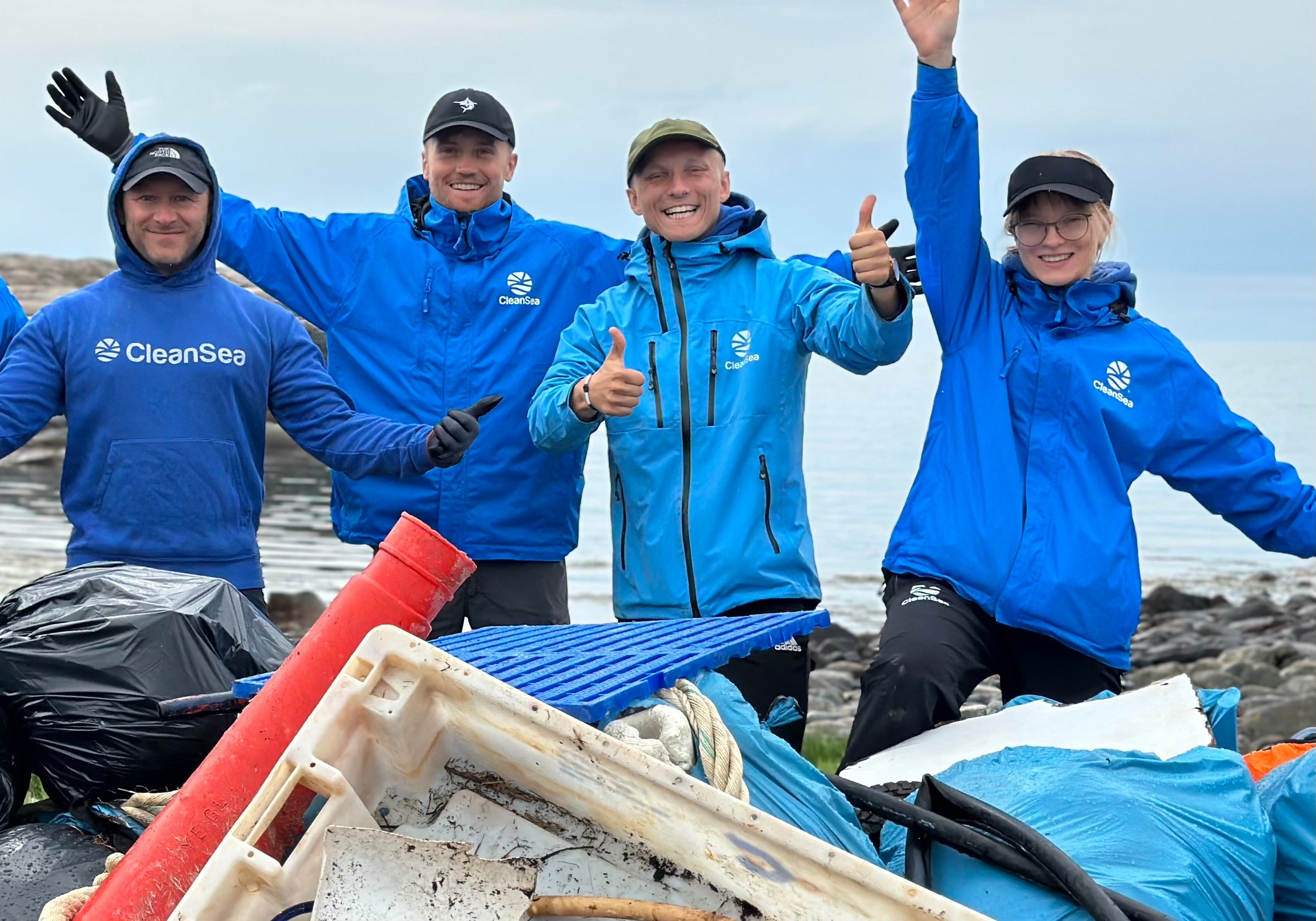 CleanSea The bracelet cleaning the ocean one kilo at a time