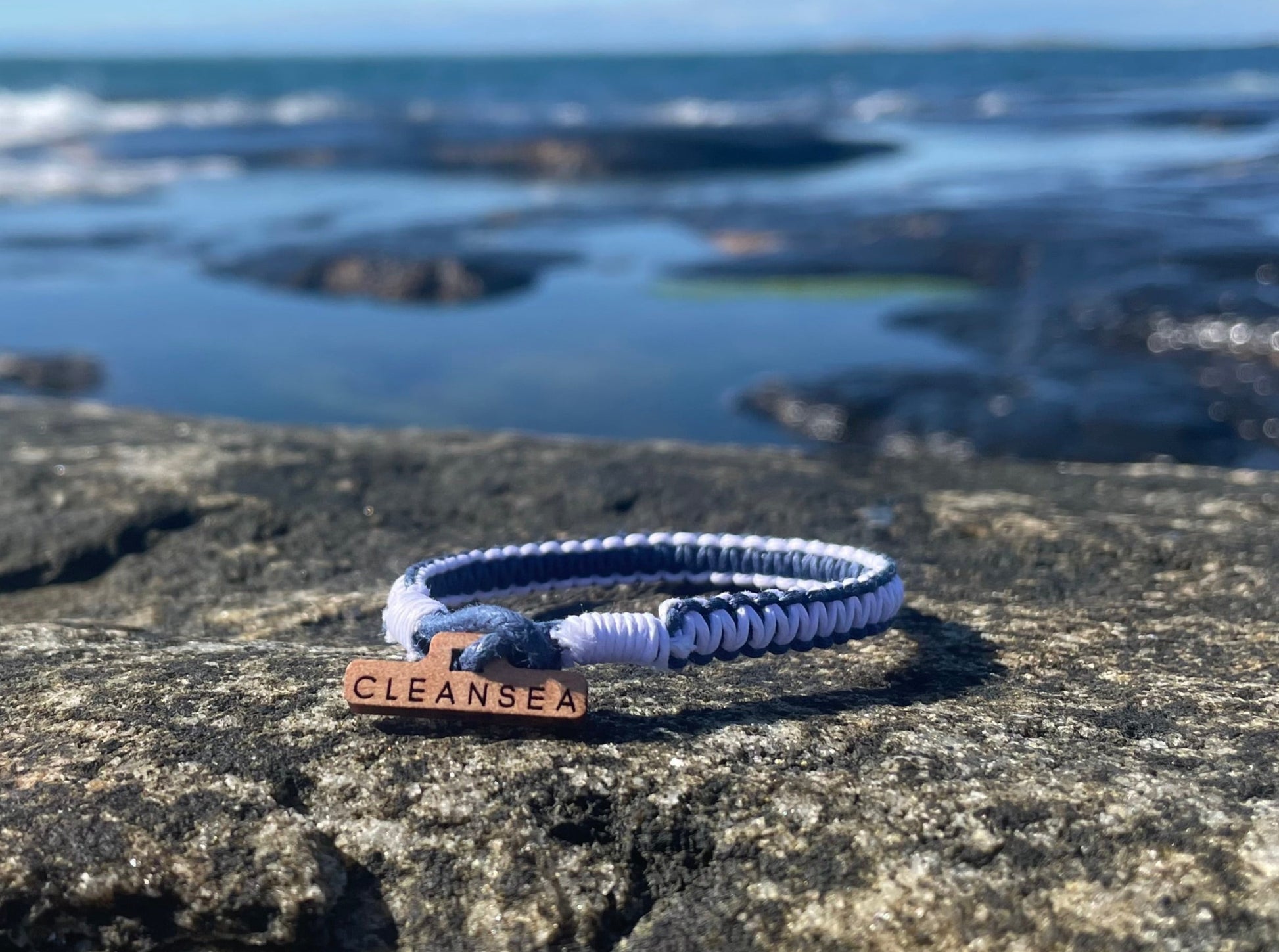 New CleanSea bracelet - Blue/White - CleanSea